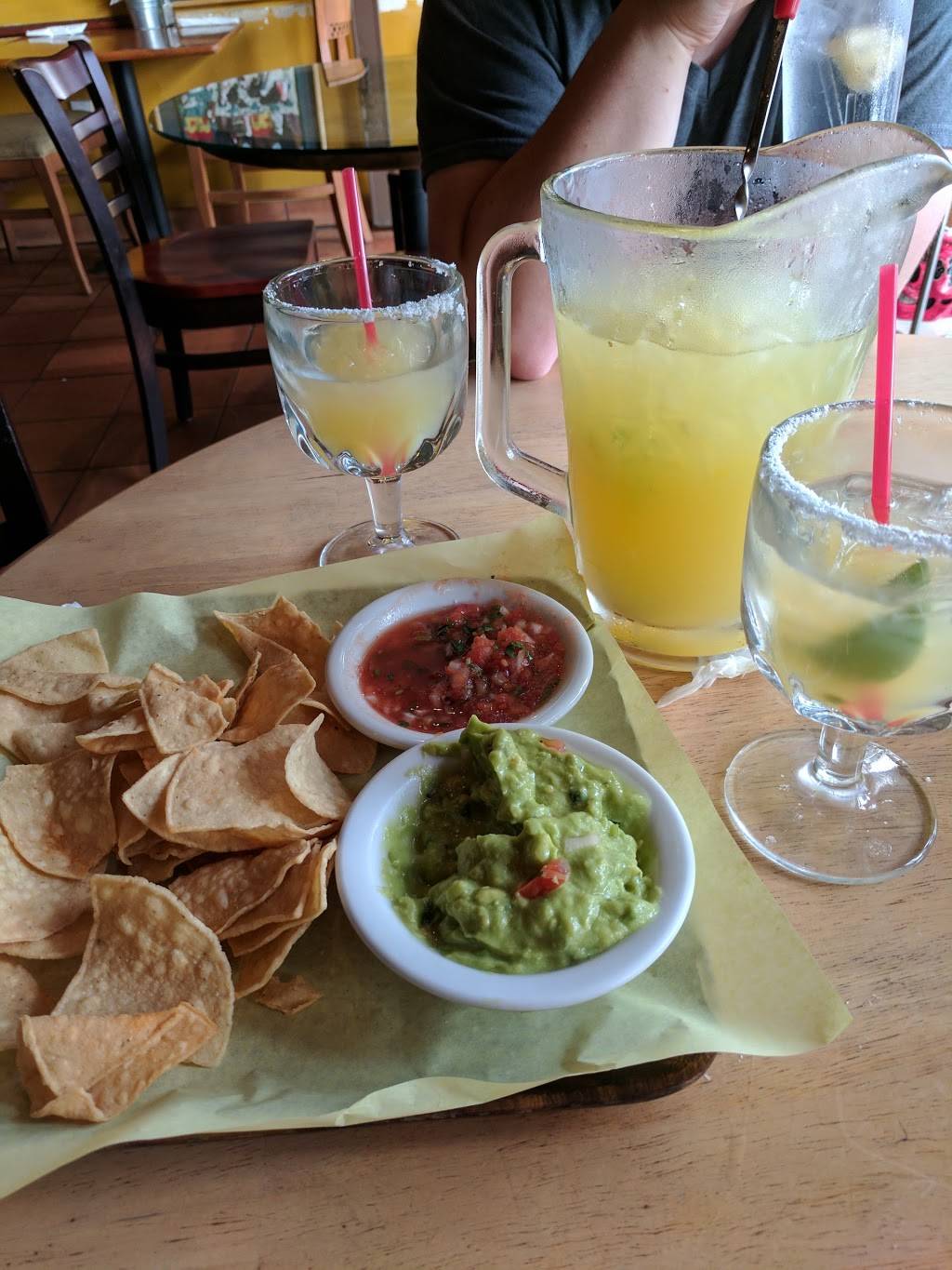 Ortegas Cocina | restaurant | 4888 Newport Ave, San Diego, CA 92107, USA | 6192224205 OR +1 619-222-4205