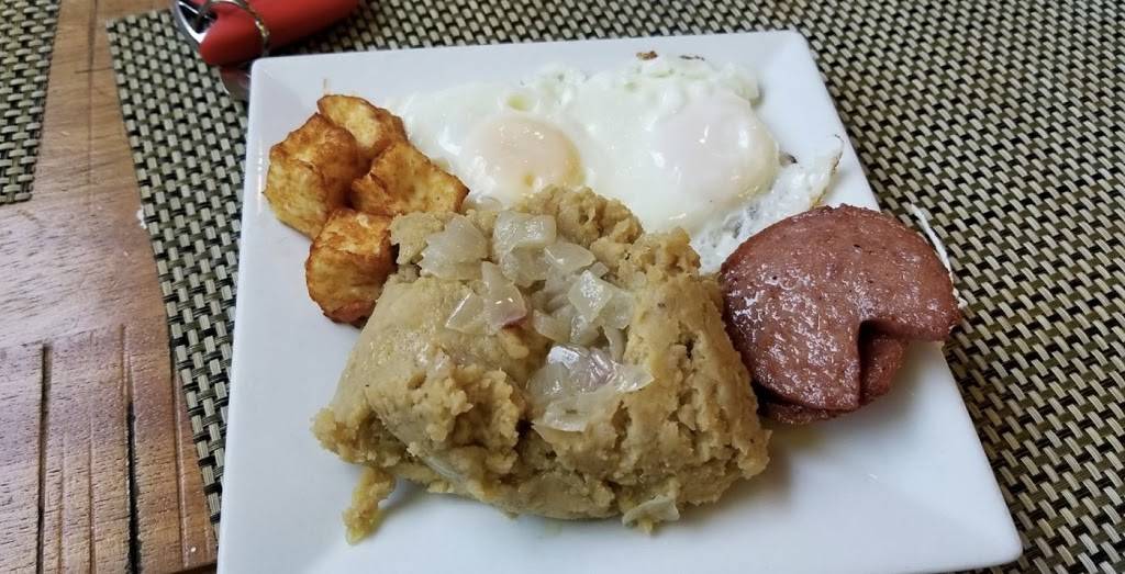 Arcoiris Latin Cuisine | restaurant | 4031 Palm Beach Blvd, Fort Myers, FL 33916, USA | 2396935005 OR +1 239-693-5005