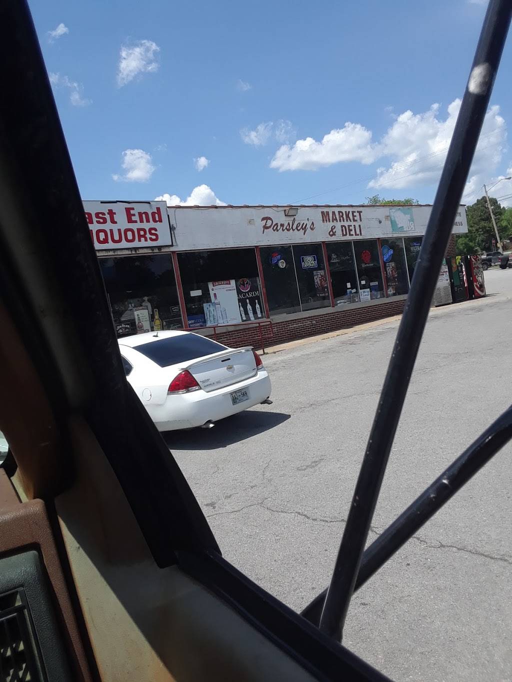 Parsleys Market & Deli 231 | meal takeaway | 122 Shelbyville Hwy, Fayetteville, TN 37334, USA | 9314335972 OR +1 931-433-5972