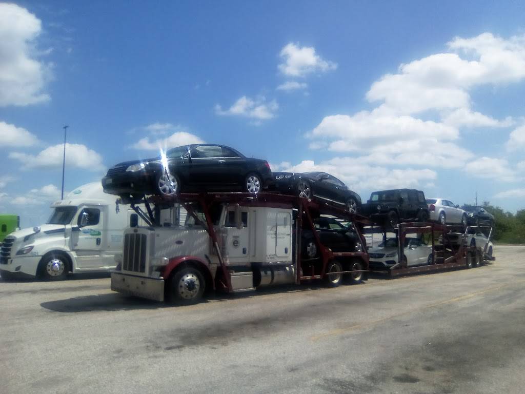 Flying J Travel Center | restaurant | 100 N Kings Hwy, Fort Pierce, FL 34945, USA | 7724610091 OR +1 772-461-0091