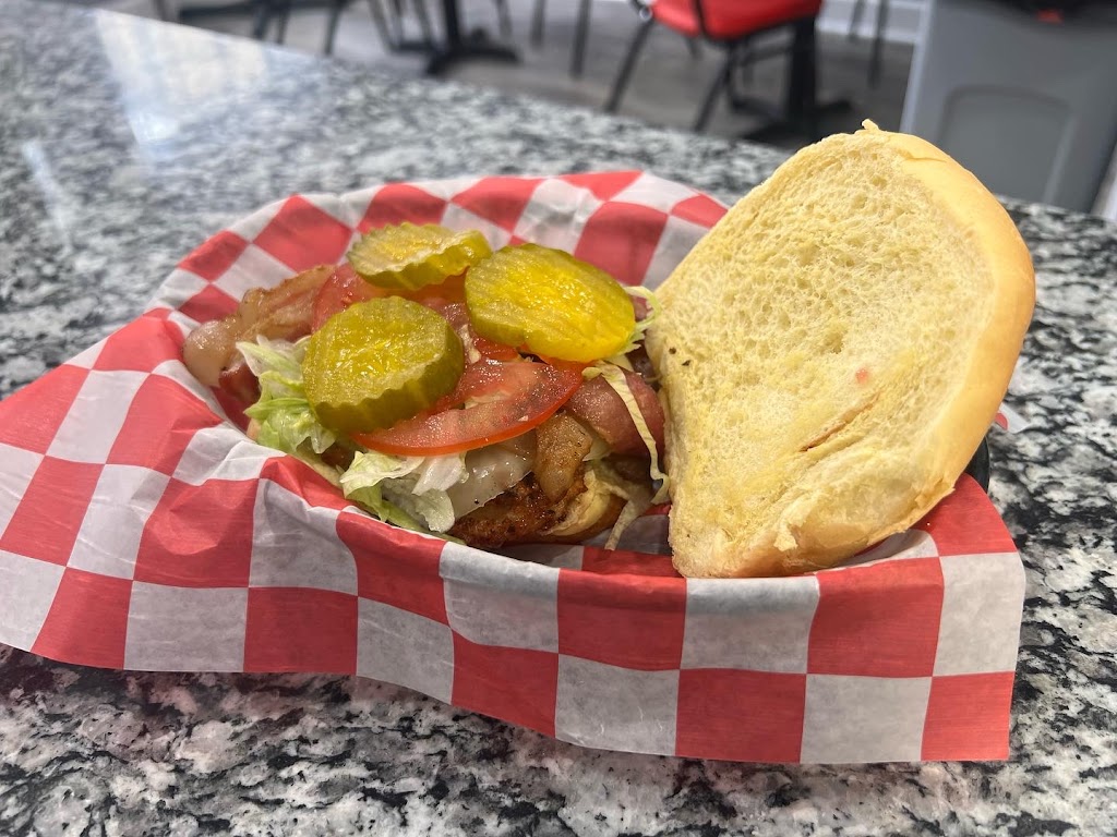 CECIL SLICES | restaurant | 138 E Main St, Elkton, MD 21921, USA | 4434062717 OR +1 443-406-2717