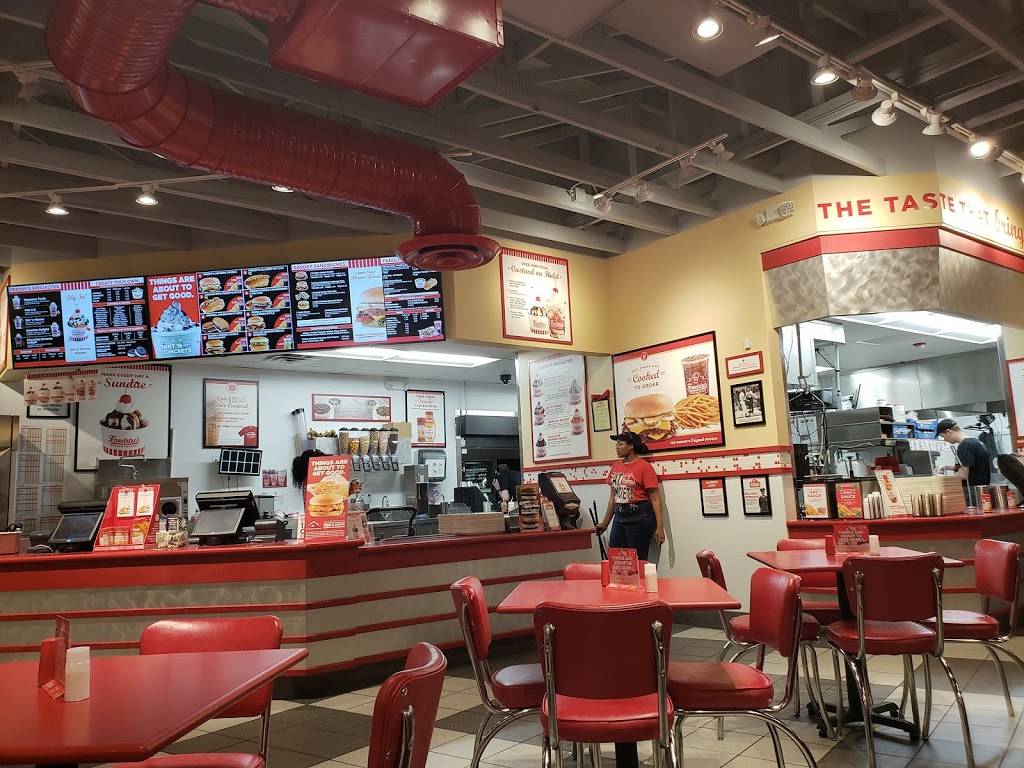 Freddys Frozen Custard & Steakburgers | restaurant | 2824 S Douglas Blvd, Midwest City, OK 73130, USA | 4054555858 OR +1 405-455-5858
