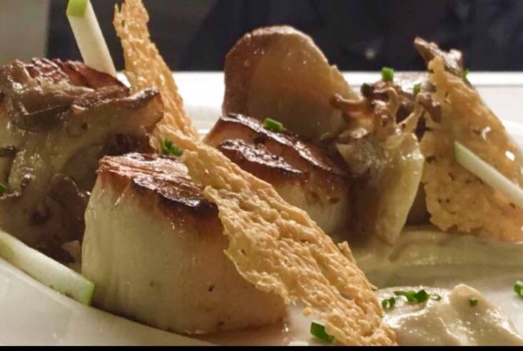 Nauti Inn Barstro | restaurant | 330 N Main St, Cheboygan, MI 49721, USA | 2316688250 OR +1 231-668-8250