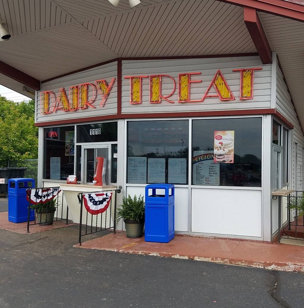 Dairy Treat | restaurant | 1110 W Grand Ave, Wisconsin Rapids, WI 54495, USA | 7154214060 OR +1 715-421-4060