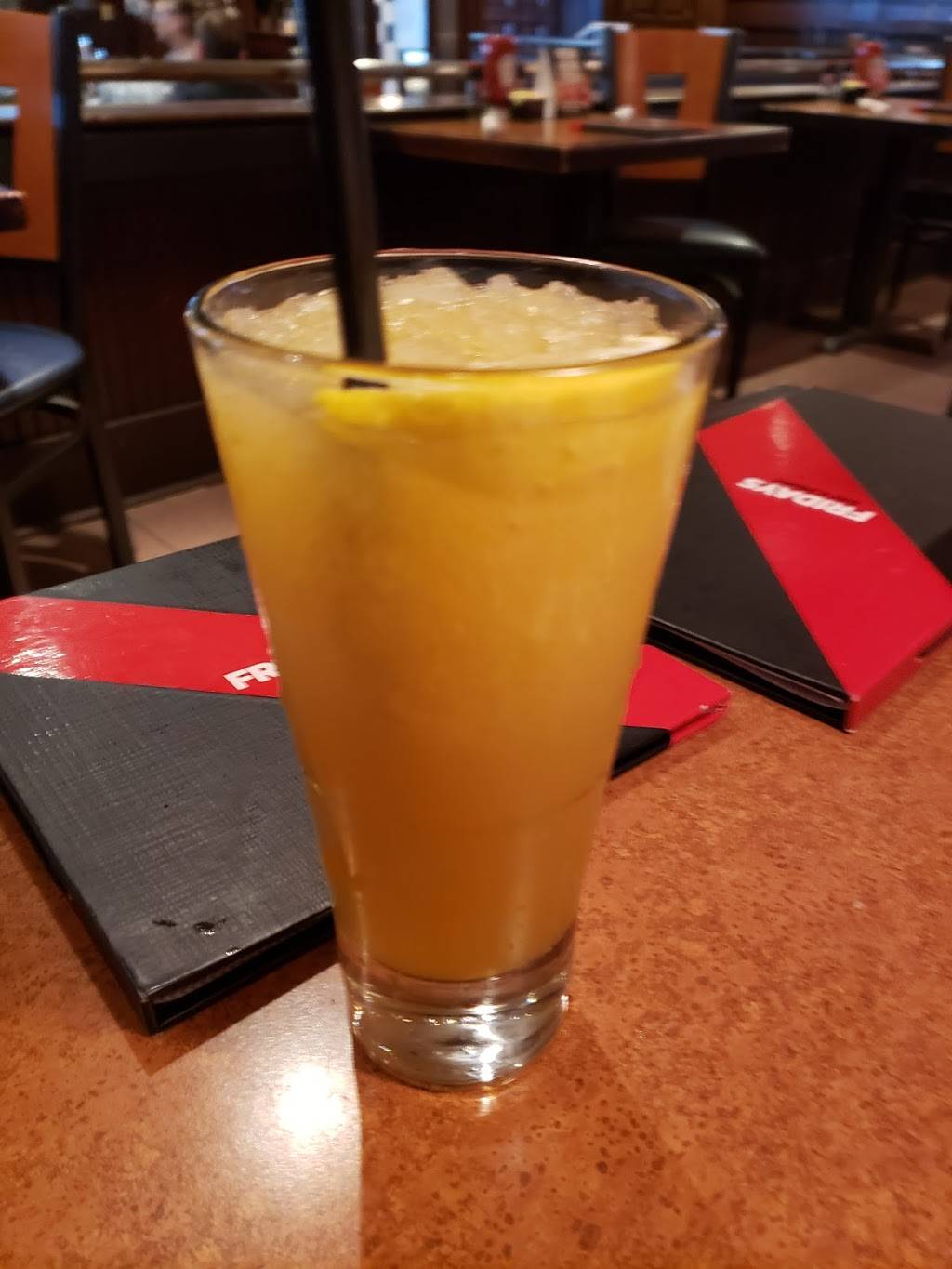 TGI Fridays | restaurant | 18400 Royalton Rd, Strongsville, OH 44136, USA | 4402381299 OR +1 440-238-1299