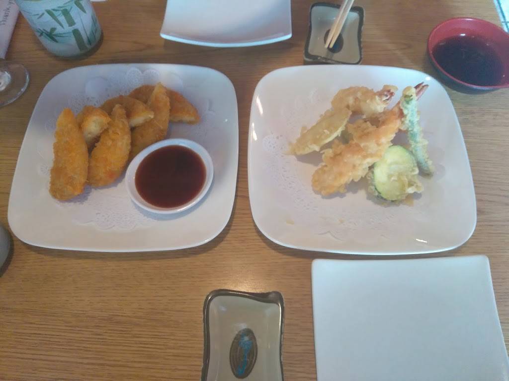 Azuma Sushi | restaurant | 4533 California Ave SW, Seattle, WA 98116, USA | 2069371148 OR +1 206-937-1148