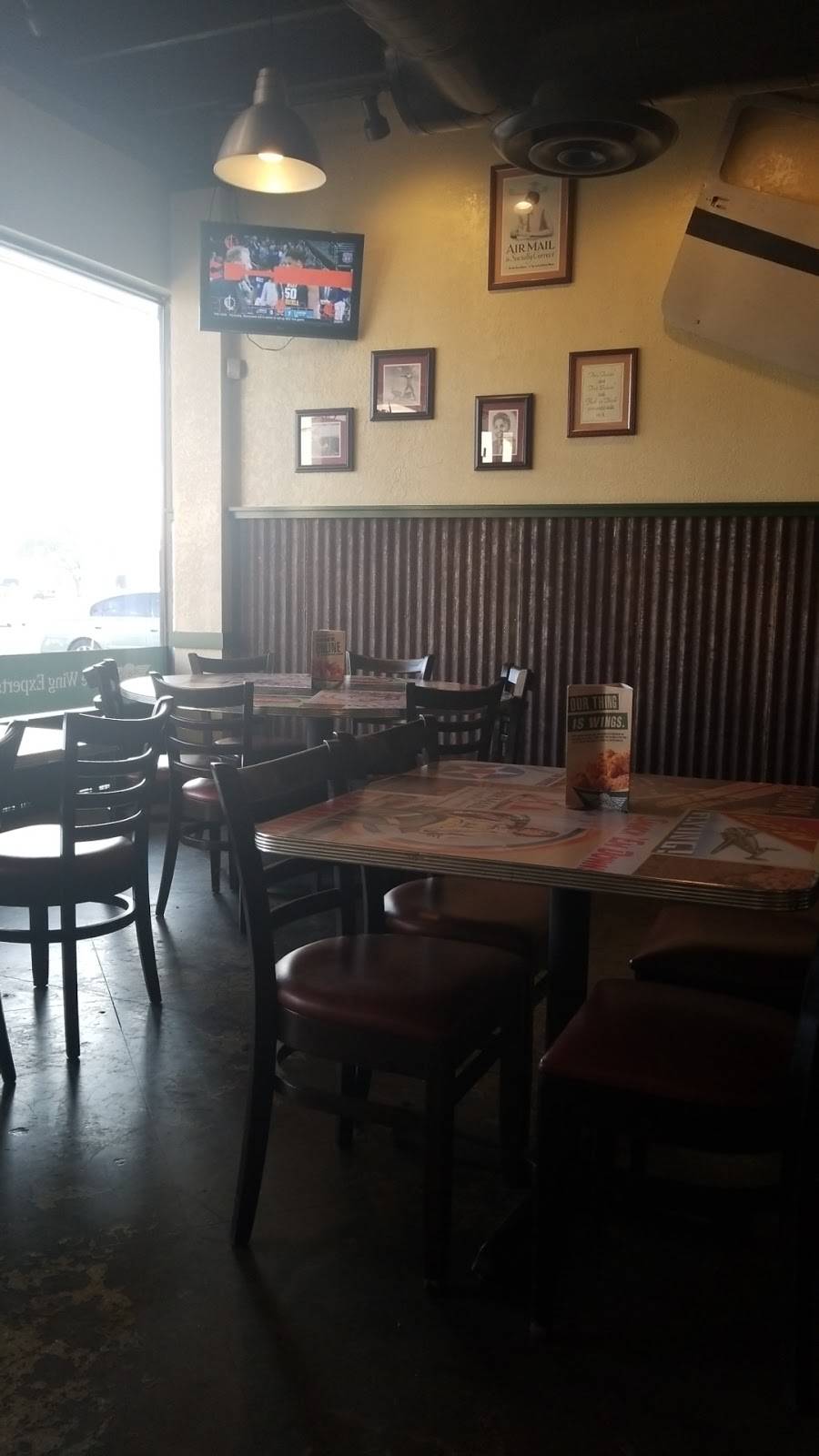 Wingstop | restaurant | 7332 Antoine Dr, Houston, TX 77088, USA | 2818205000 OR +1 281-820-5000