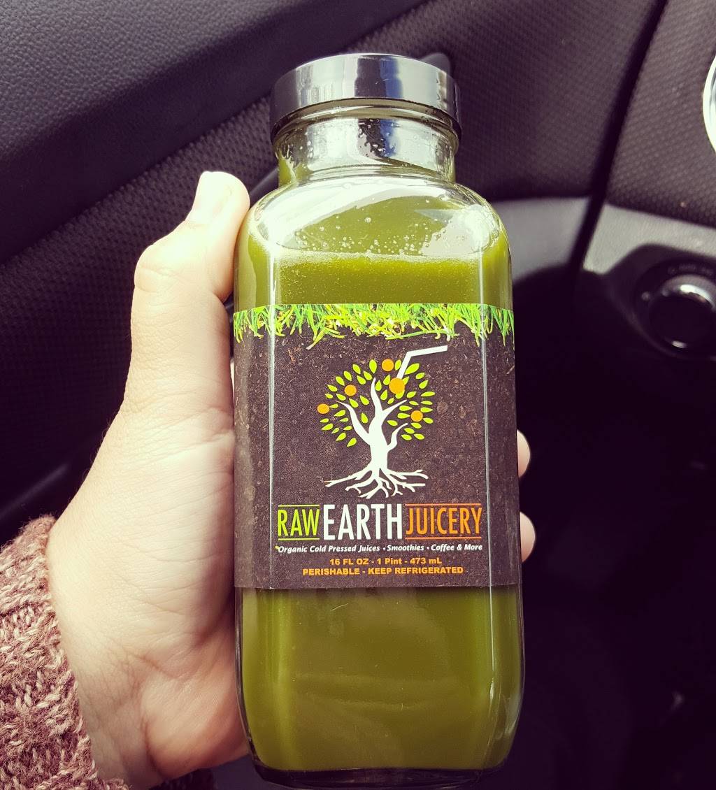 Raw Earth Juicery | restaurant | 8040 N Cedar Ave, Fresno, CA 93720, USA | 5593260645 OR +1 559-326-0645