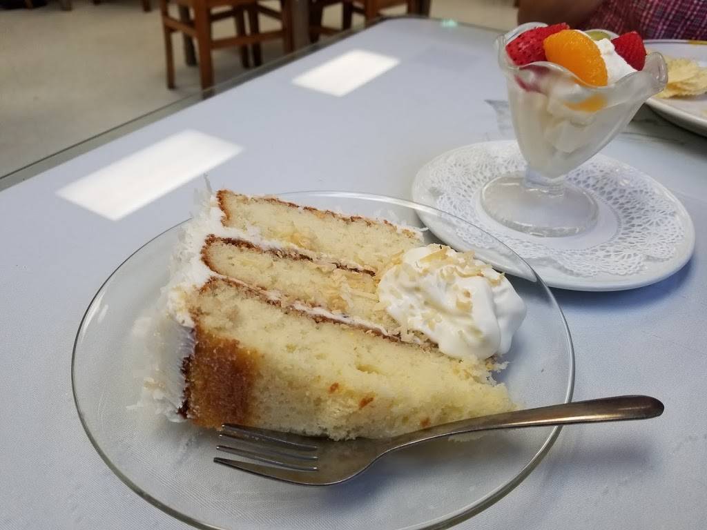 Village Cafe | restaurant | 4541 FM 2351, Friendswood, TX 77546, USA | 2814826271 OR +1 281-482-6271