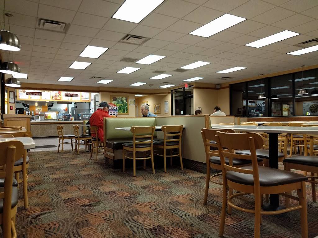 Wendys | restaurant | 6501 Market Ave N, Canton, OH 44721, USA | 3302449193 OR +1 330-244-9193