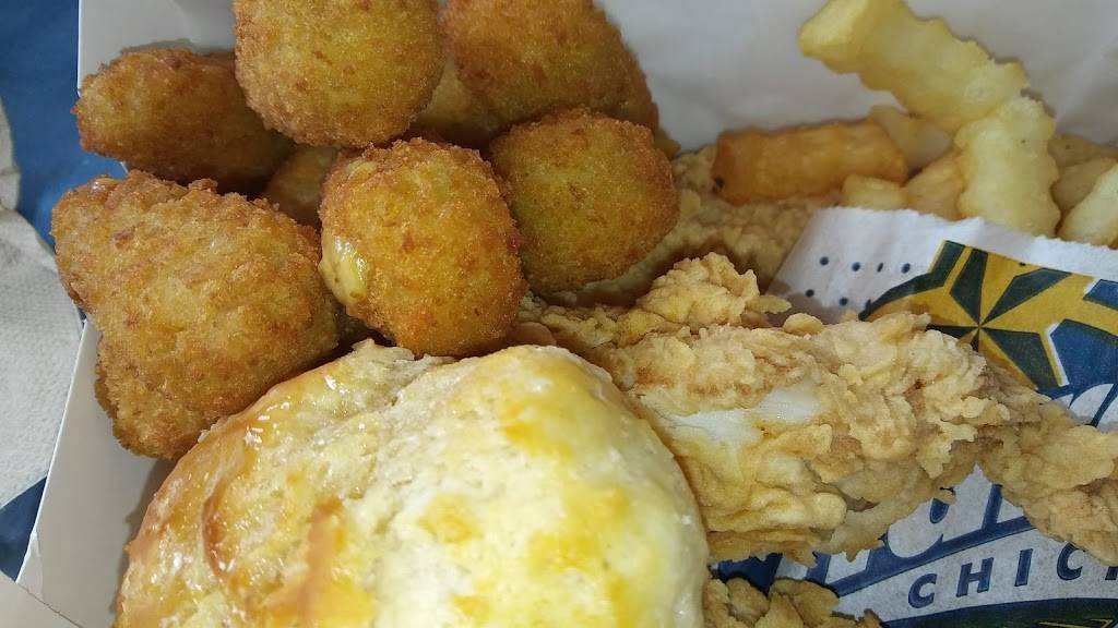 Churchs Chicken | restaurant | 4210 Gaston Ave, Dallas, TX 75246, USA | 2148232856 OR +1 214-823-2856