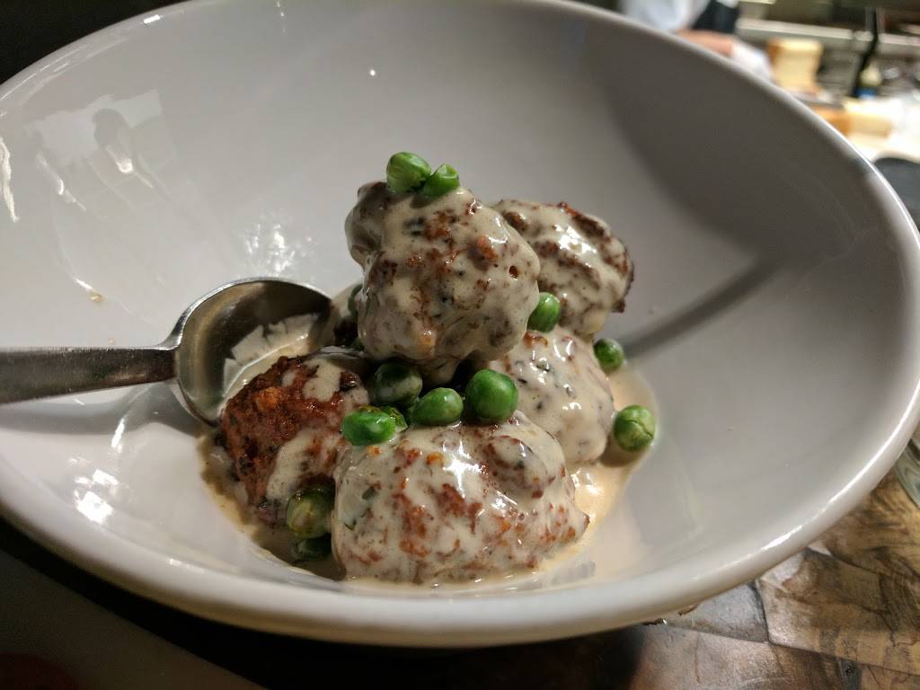 Carson Kitchen | restaurant | 124 S 6th St #100, Las Vegas, NV 89101, USA | 7024739523 OR +1 702-473-9523