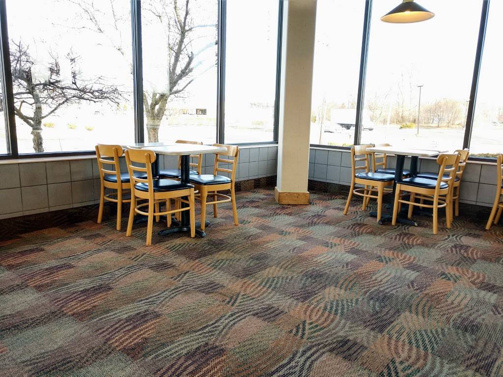 Wendys | restaurant | 1967 Blaine Rd, Hartland Township, MI 48353, USA | 8106323054 OR +1 810-632-3054