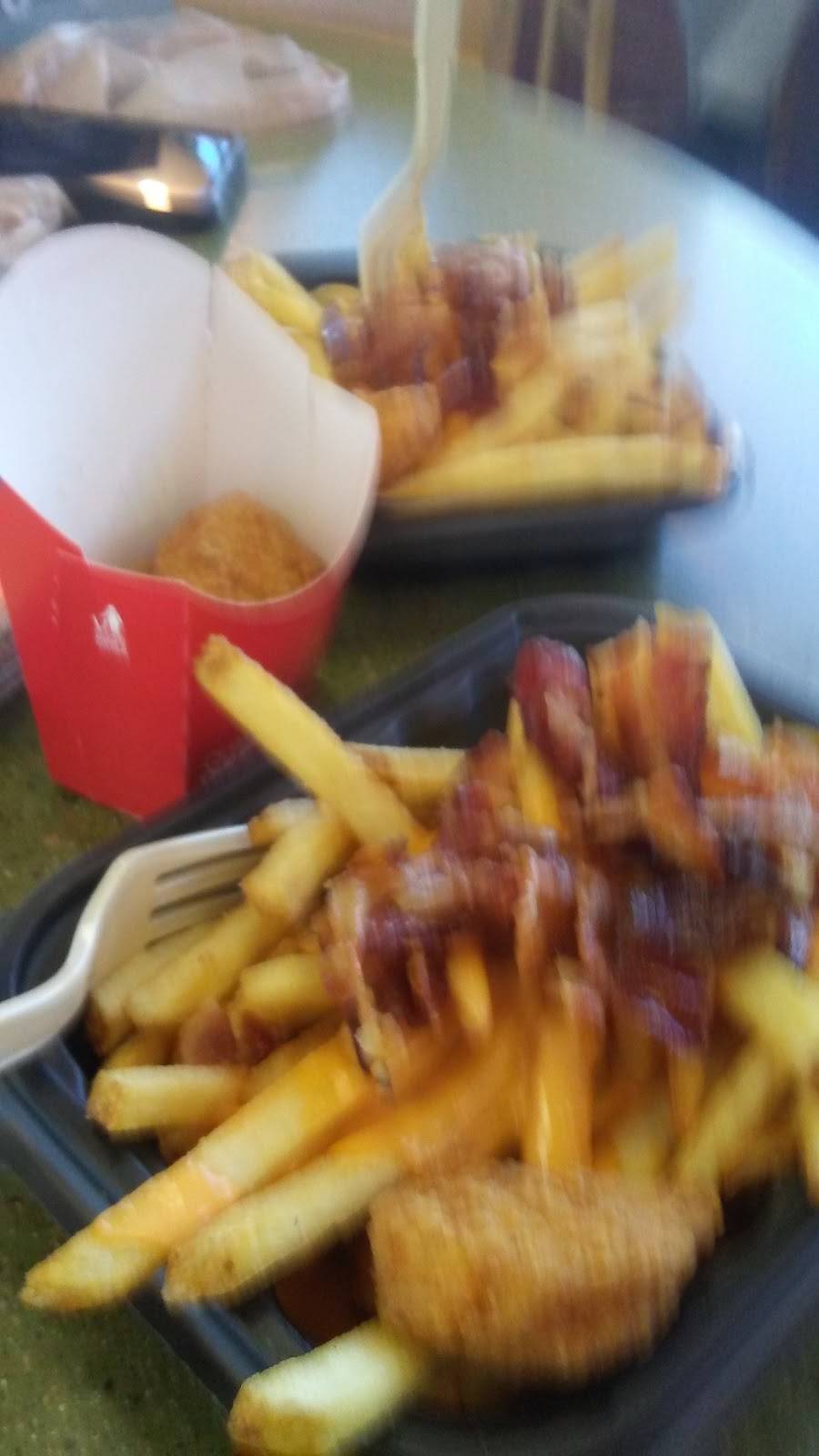 Wendys | restaurant | 55 Hampshire St, Lawrence, MA 01840, USA | 9786863555 OR +1 978-686-3555