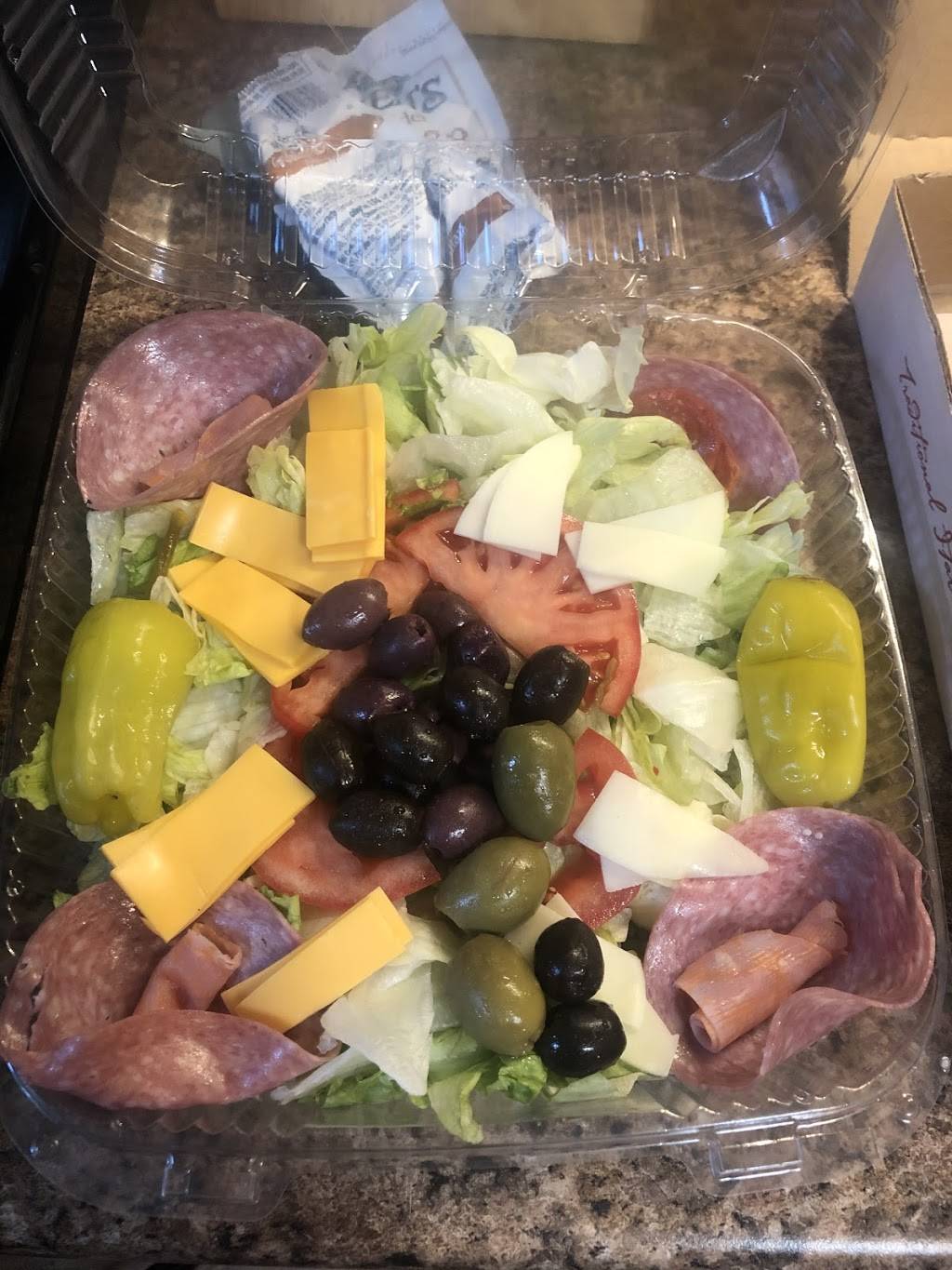 Coppola’s Pizzeria of Erie | restaurant | 1042 W 26th St, Erie, PA 16508, USA | 8142772555 OR +1 814-277-2555