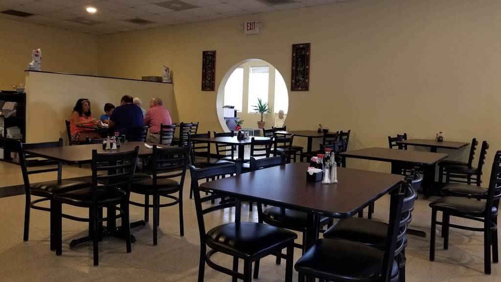 Lucky Palace Asian Fusion | restaurant | 101 Commerce Pl W, Okatie, SC 29909, USA | 8437055007 OR +1 843-705-5007