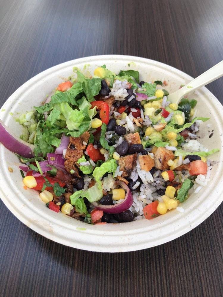 QDOBA Mexican Eats | restaurant | 905 Bayonne Crossing Way, Bayonne, NJ 07002, USA | 2013391463 OR +1 201-339-1463