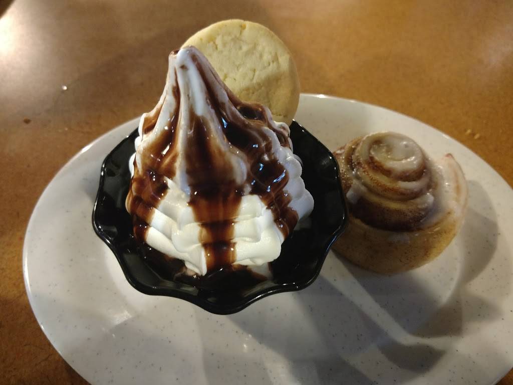 Johns Incredible Pizza - Victorville | restaurant | 14766 Bear Valley Rd, Victorville, CA 92395, USA | 7609511111 OR +1 760-951-1111