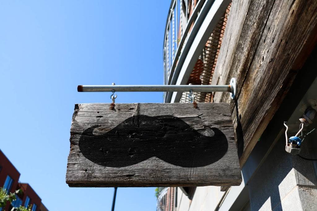 Moustache Café | cafe | 35 Rue Beaubien E, Montréal, QC H2S 1P8, Canada | 5149990685 OR +1 514-999-0685