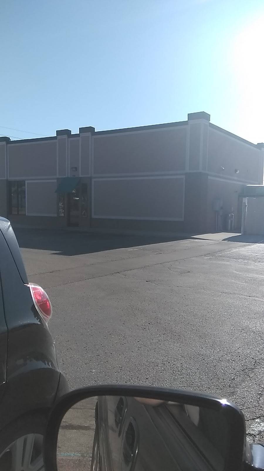 Subway Restaurants | restaurant | 1280 E Tipton St, Seymour, IN 47274, USA | 8125238106 OR +1 812-523-8106