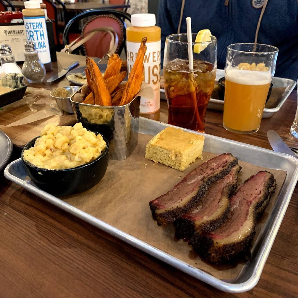 Pinehurst Brewing Company | restaurant | 300 Magnolia Rd, Pinehurst, NC 28374, USA | 9102358218 OR +1 910-235-8218