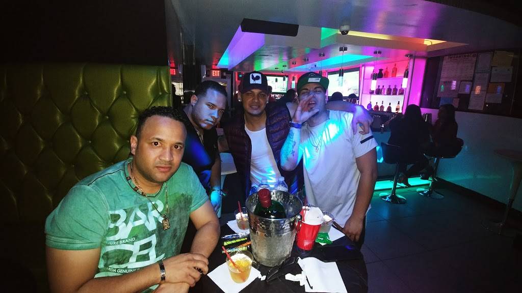 Makarena | restaurant | 150 Common St, Lawrence, MA 01840, USA | 9786551483 OR +1 978-655-1483