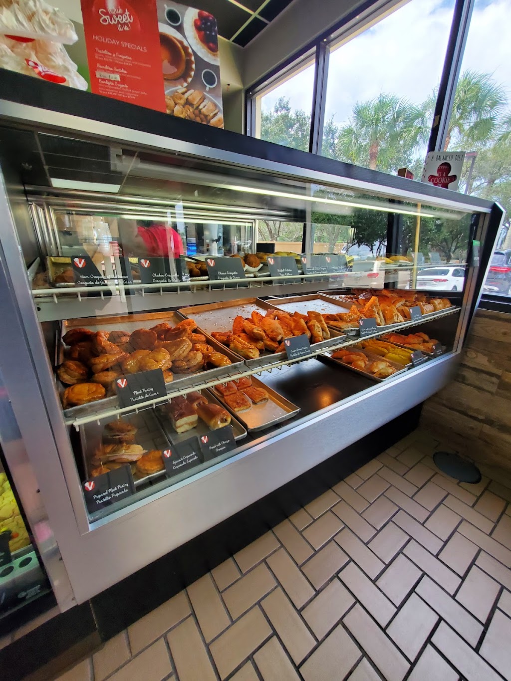 Vicky Bakery | bakery | 10201 Stirling Rd, Cooper City, FL 33328, USA | 9544344420 OR +1 954-434-4420