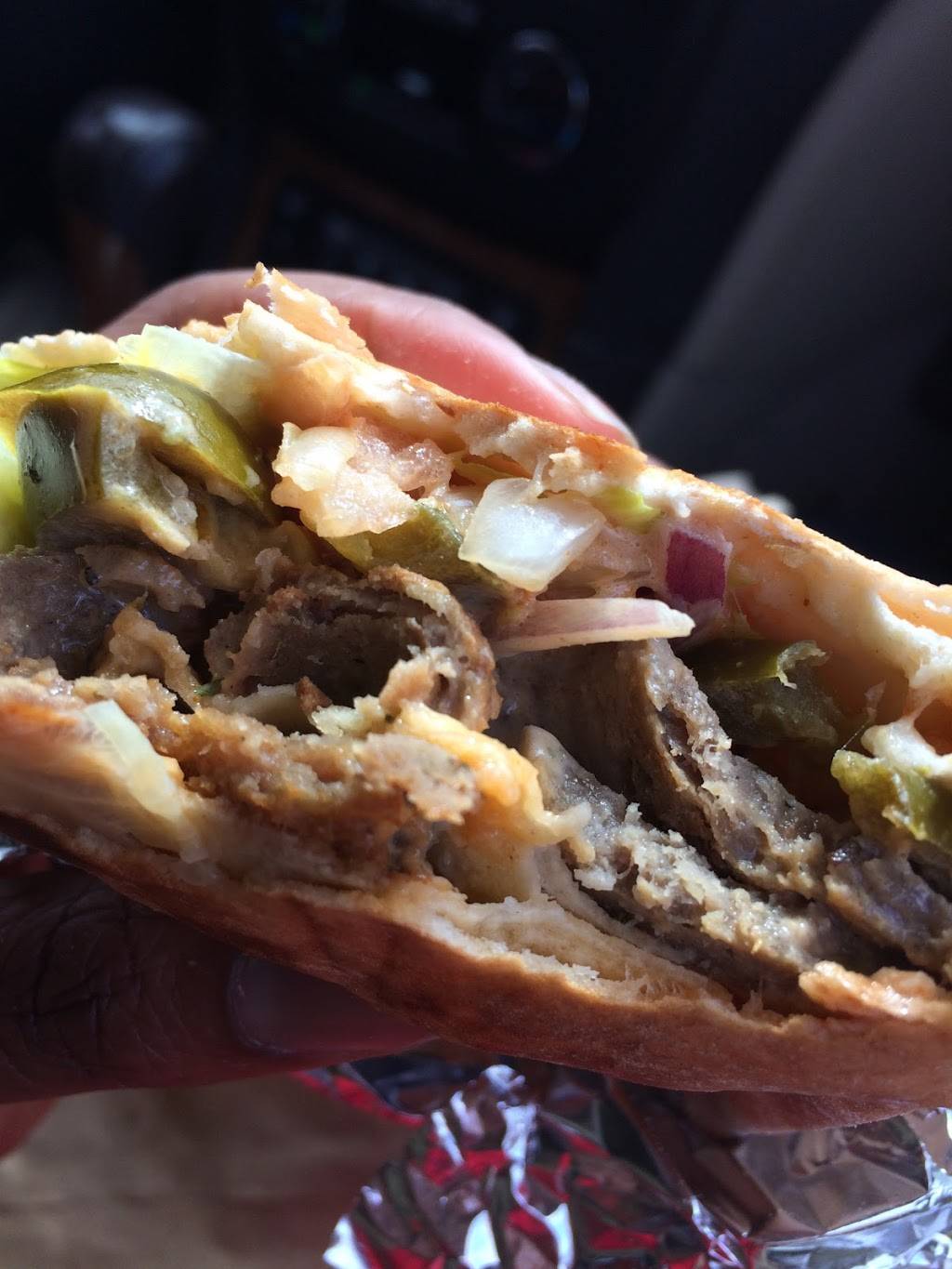 Dundas Shawarma | restaurant | 24 King St E, Dundas, ON L9H 1B8, Canada | 2897689898 OR +1 289-768-9898