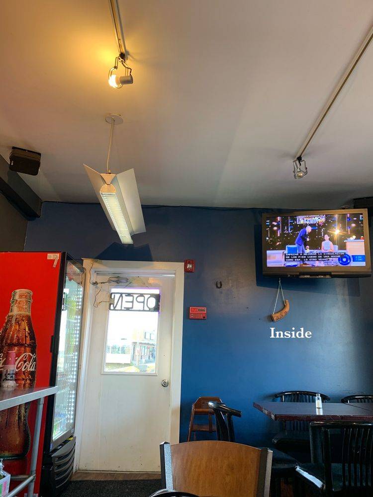 Omars Taqueria | restaurant | 20801 Hwy 99 #102, Lynnwood, WA 98036, USA | 4256788355 OR +1 425-678-8355