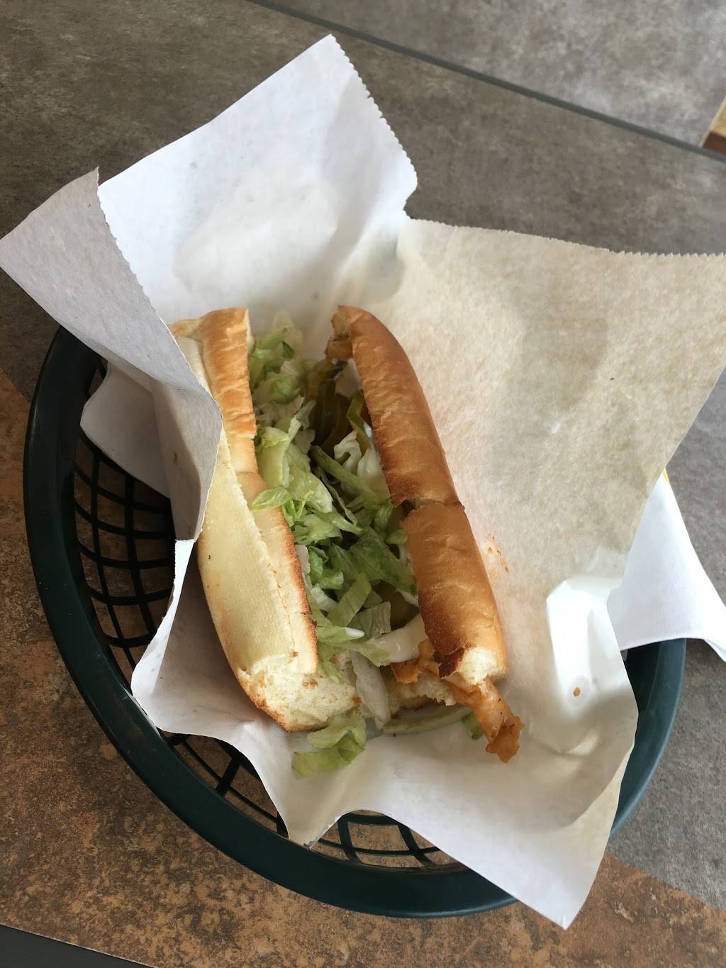 Subway | restaurant | 14810 Yonge St Unit C1, Aurora, ON L4G 1N3, Canada | 9058413573 OR +1 905-841-3573