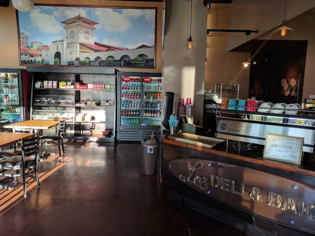 Les Deli & Bakery | restaurant | C, 4219 S Othello St #105, Seattle, WA 98118, USA | 2063974352 OR +1 206-397-4352