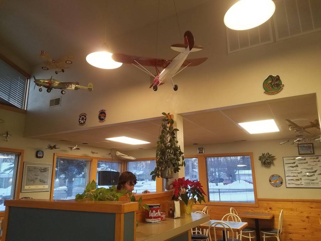 Gregs Restaurant | restaurant | 1202 N Cotner Blvd, Lincoln, NE 68505, USA | 4024660633 OR +1 402-466-0633