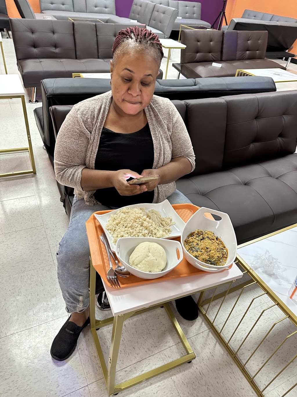 Oreofe African Restaurant & Lounge | restaurant | 202 N Fort Hood St, Killeen, TX 76541, USA | 2542304048 OR +1 254-230-4048