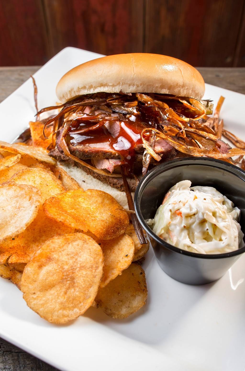 Red Hub Food Co. | restaurant | 202 10th St NW, Charlottesville, VA 22903, USA | 4349752271 OR +1 434-975-2271