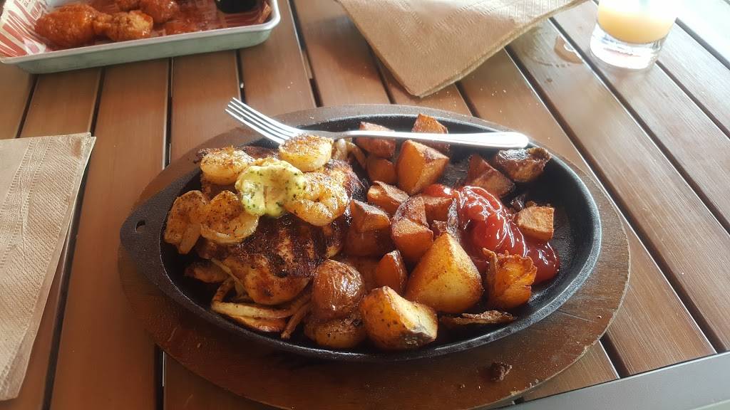 Applebees Grill + Bar | restaurant | 2901 66th St N, St. Petersburg, FL 33710, USA | 7273431070 OR +1 727-343-1070