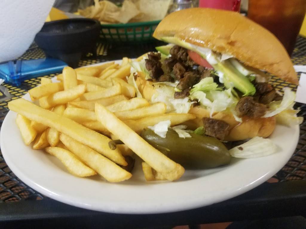 The Deli House Restaurant | restaurant | 304 Holland Ave, Galena Park, TX 77547, USA | 7136784355 OR +1 713-678-4355