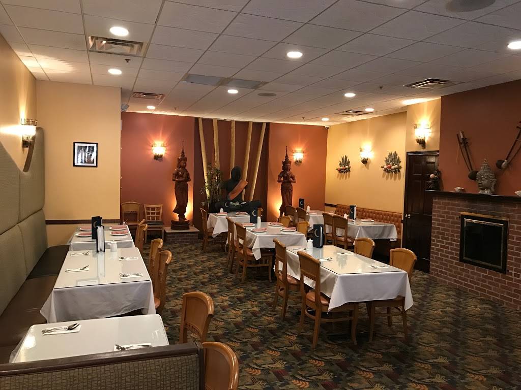 Seven Moons North Kingstown | restaurant | 6900 Post Rd, North Kingstown, RI 02852, USA | 4018858383 OR +1 401-885-8383