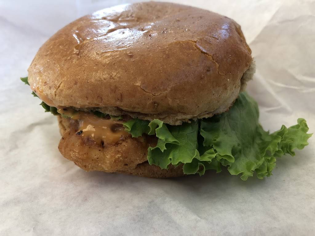 Whataburger | restaurant | 5075 Rigsby Ave, San Antonio, TX 78222, USA | 2106484081 OR +1 210-648-4081