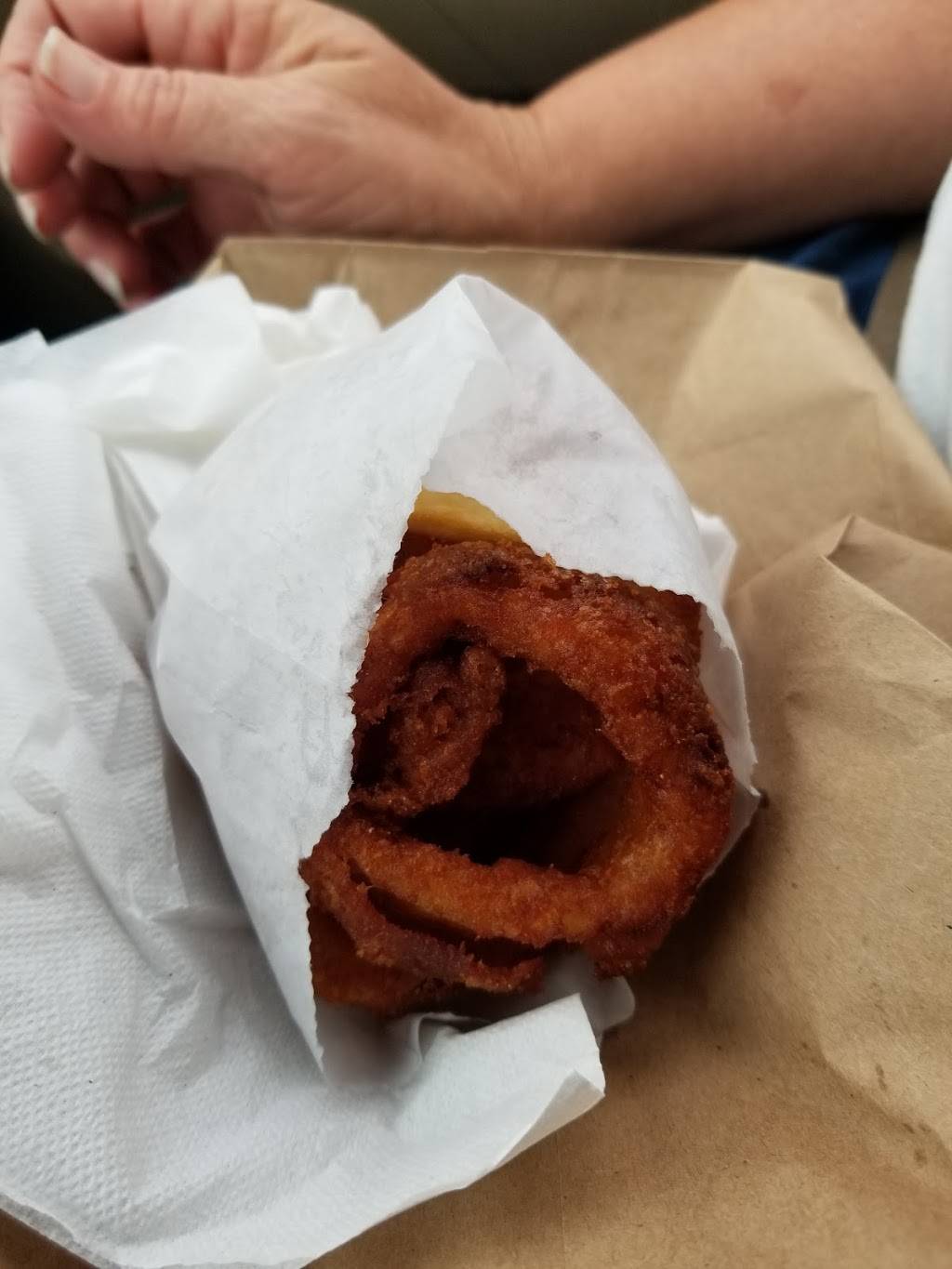 Sams Hot Dogs-Stuarts Draft, VA | restaurant | 2347 Stuarts Draft Hwy, Stuarts Draft, VA 24477, USA | 5403370733 OR +1 540-337-0733