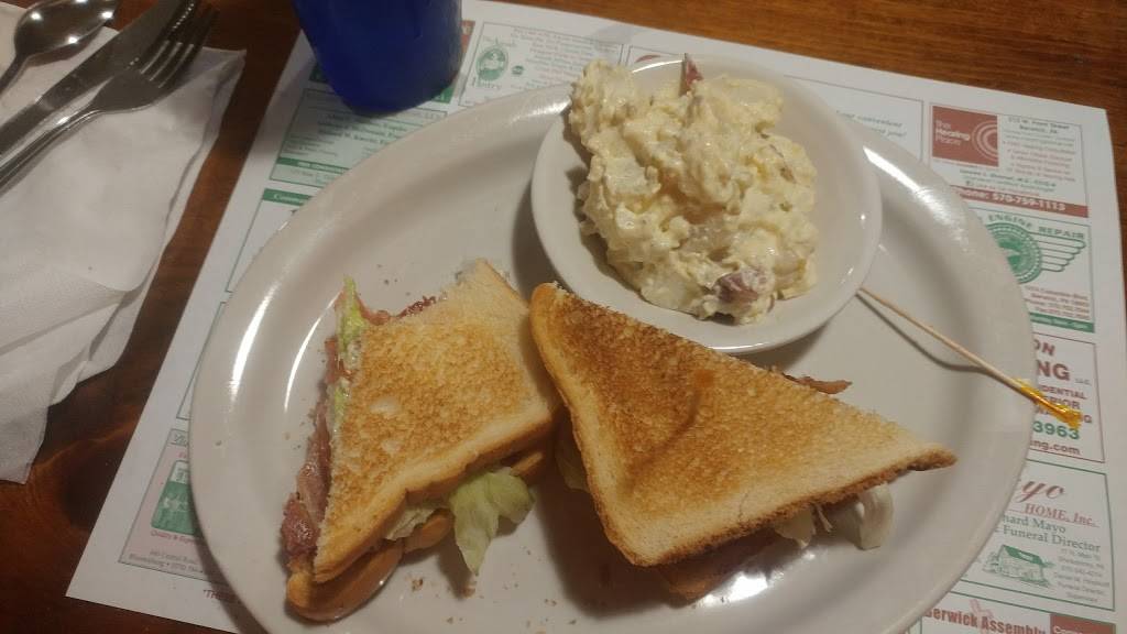 Morris Family Restaurant | restaurant | 1001 N Mulberry St, Berwick, PA 18603, USA | 5707520453 OR +1 570-752-0453