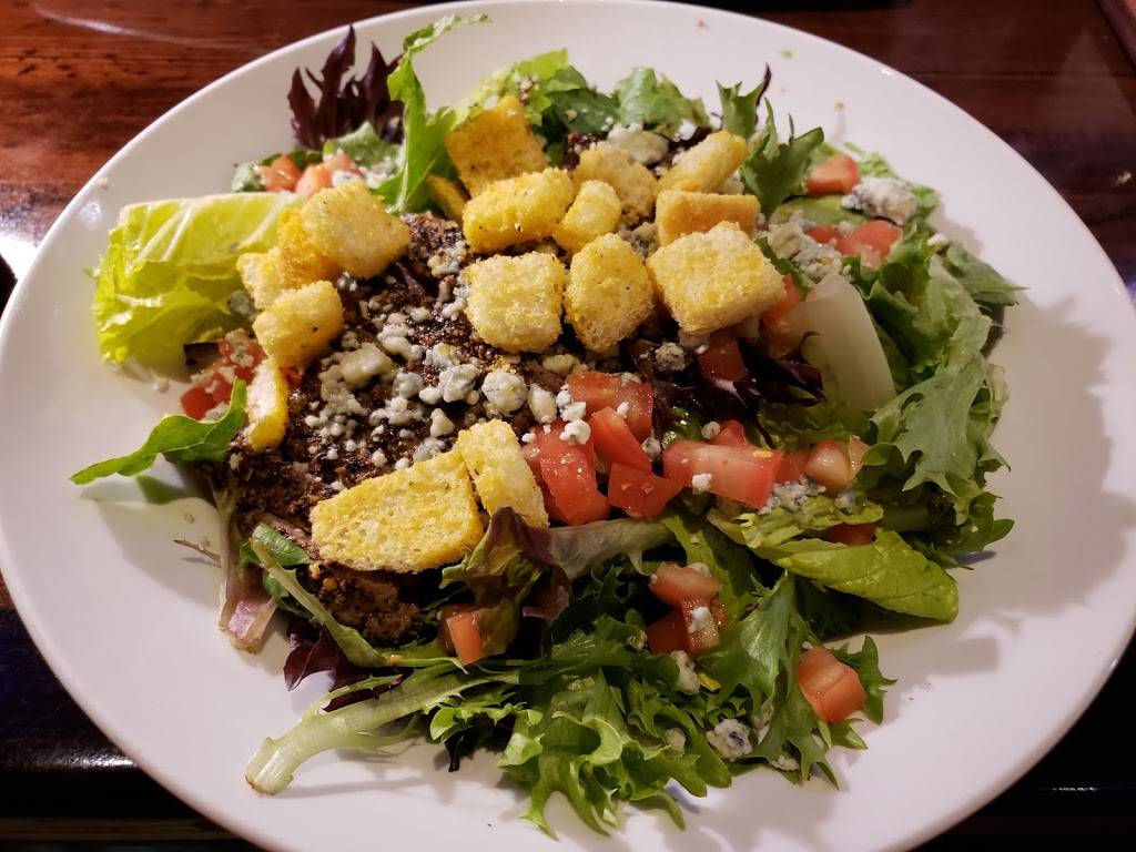 LongHorn Steakhouse | meal takeaway | 8181 International Dr, Orlando, FL 32819, USA | 4072263381 OR +1 407-226-3381