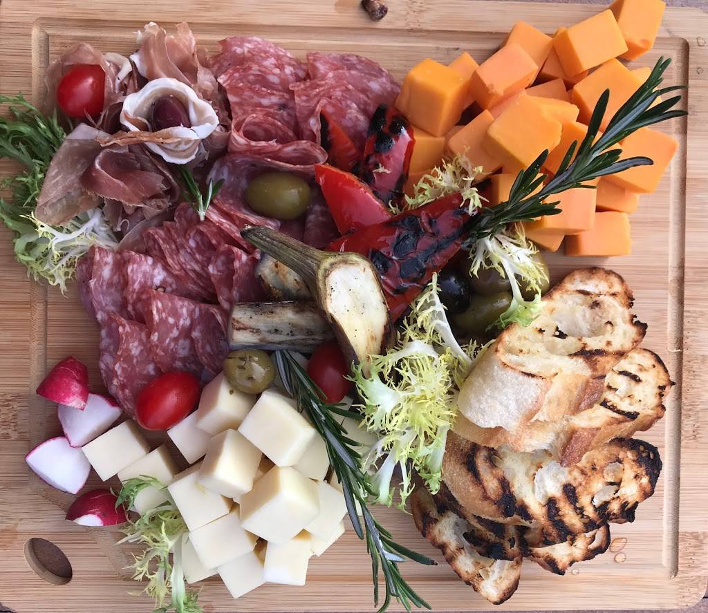 Brazen Head Irish Pub | restaurant | 165 E Liberty St, Toronto, ON M6K 3K4, Canada | 4165358787 OR +1 416-535-8787