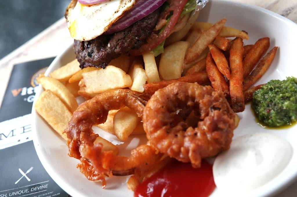 Vittorios Grill & Kitchen | restaurant | 1398 Beacon St, Brookline, MA 02446, USA | 6178799797 OR +1 617-879-9797