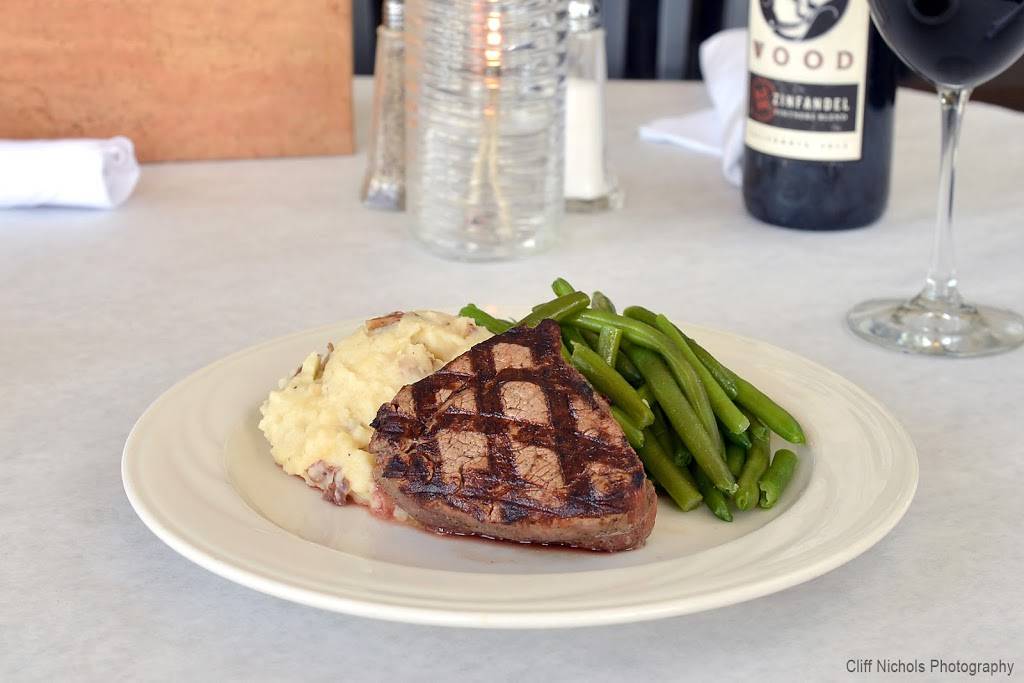 The Shore Club At Tega Cay | restaurant | 8605 15083, 8605, Molokai Dr, Tega Cay, SC 29708, USA | 80354835002 OR +1 803-548-3500 ext. 2