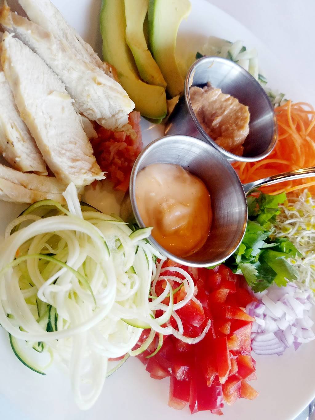 Reverie Kitchen | restaurant | 935 W Main St Suite #7, Branford, CT 06405, USA | 4753381481 OR +1 475-338-1481