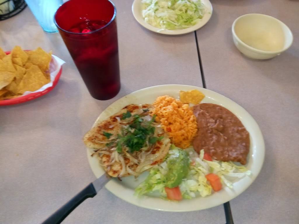 Mi Pueblo | restaurant | 706 Main St, Bandera, TX 78003, USA | 8307968047 OR +1 830-796-8047