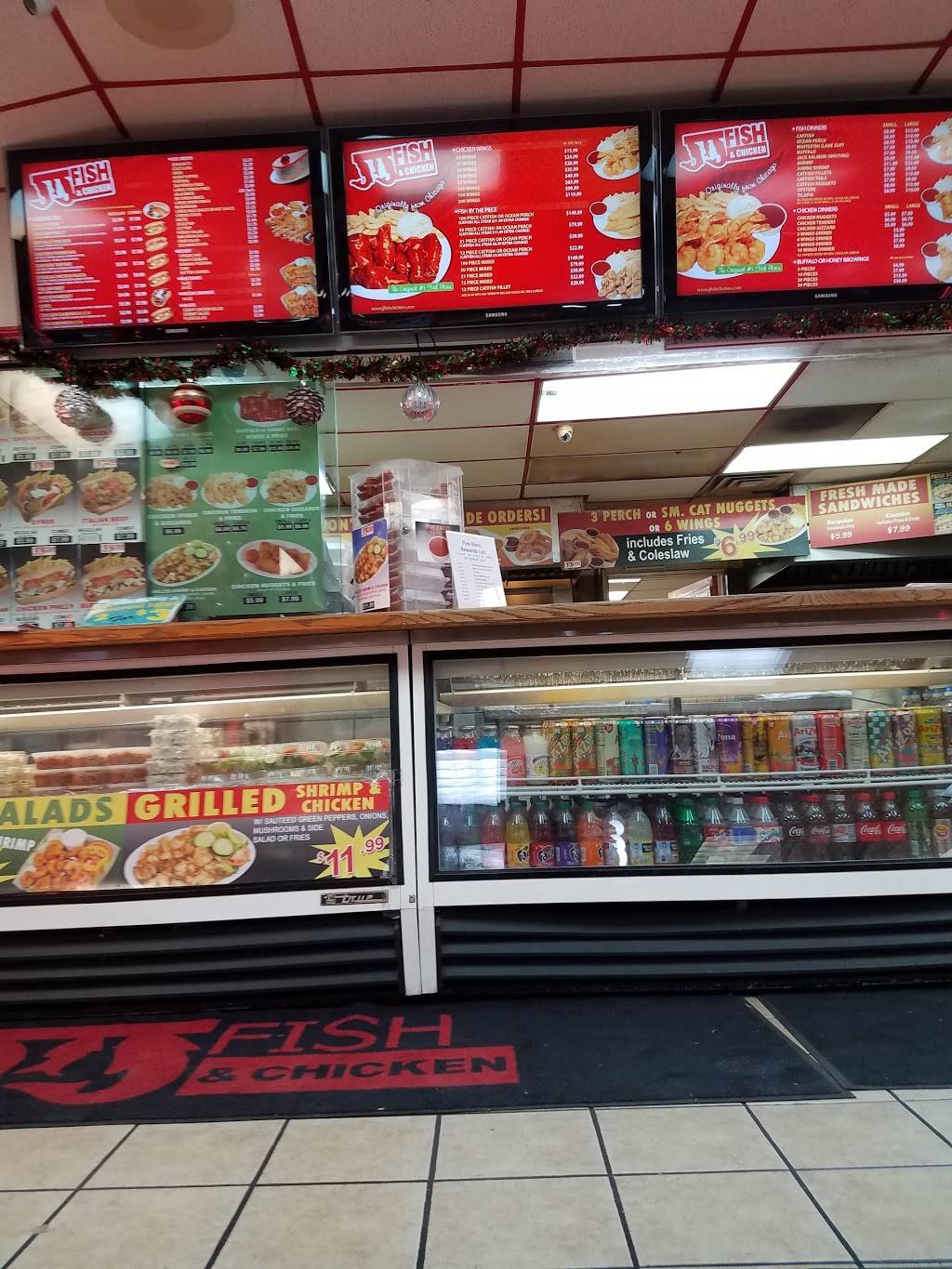 JJ Fish & Chicken | restaurant | 917 Roosevelt Rd, Maywood, IL 60153, USA | 7084501015 OR +1 708-450-1015