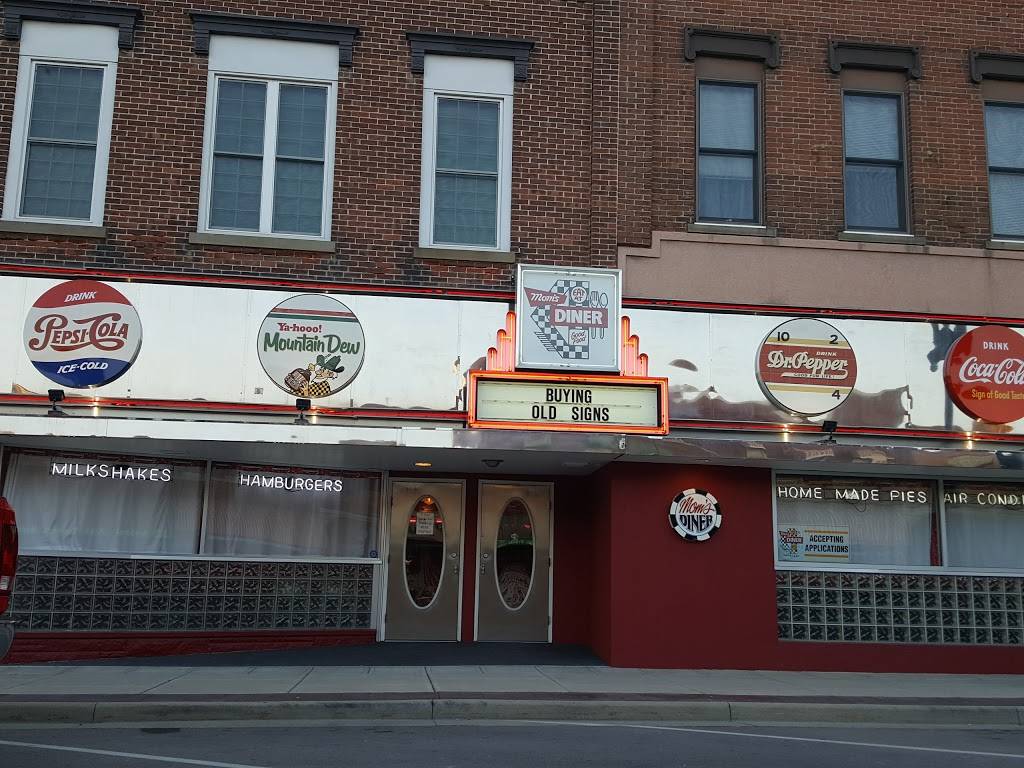 Moms Diner | restaurant | 213 N Defiance St, Archbold, OH 43502, USA | 4194455060 OR +1 419-445-5060