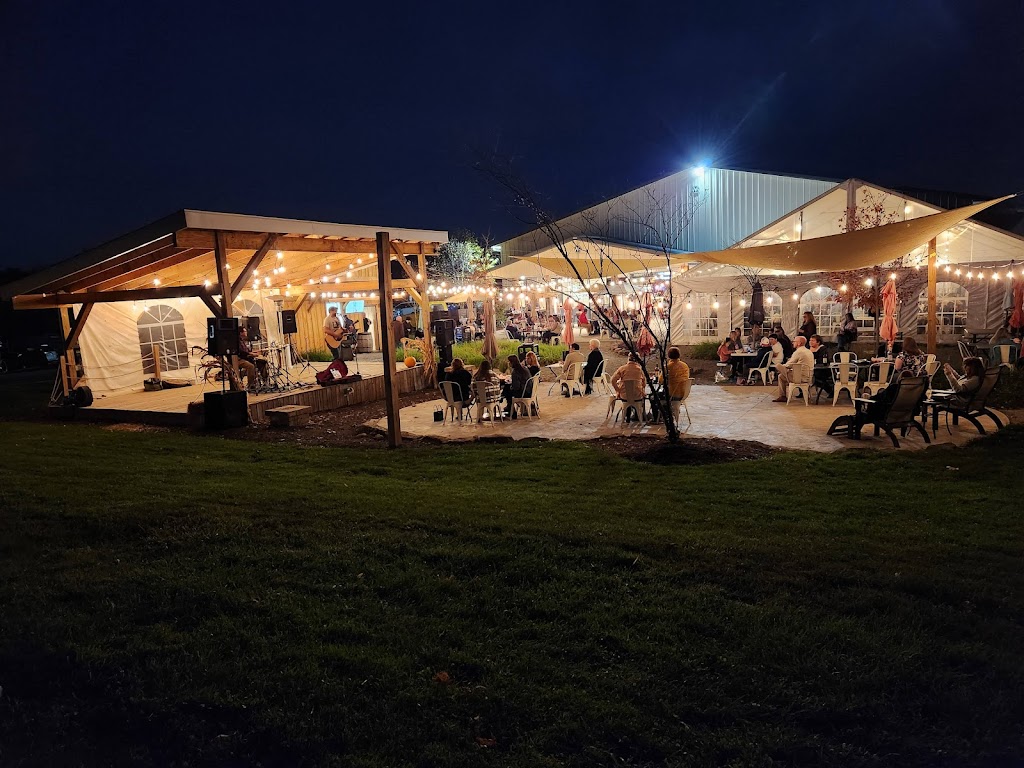 Bella Terra Vineyards | restaurant | 121 Sunny Ln, Hunker, PA 15639, USA | 7246353658 OR +1 724-635-3658