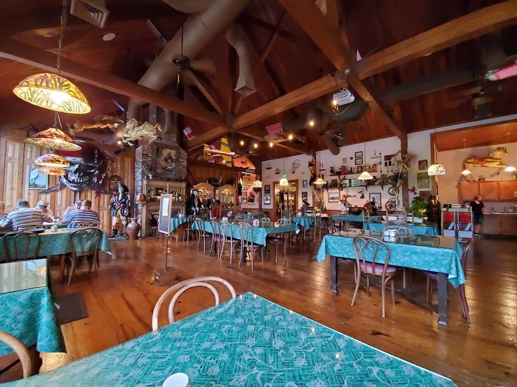 Tin Lizzys Landing | restaurant | 29592 LA-22, Springfield, LA 70462, USA | 2256956787 OR +1 225-695-6787